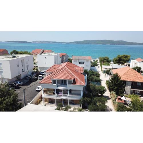 Apartmani Alenka