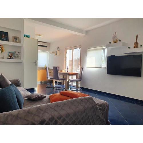 Apartmani Ankica Dekovići bb