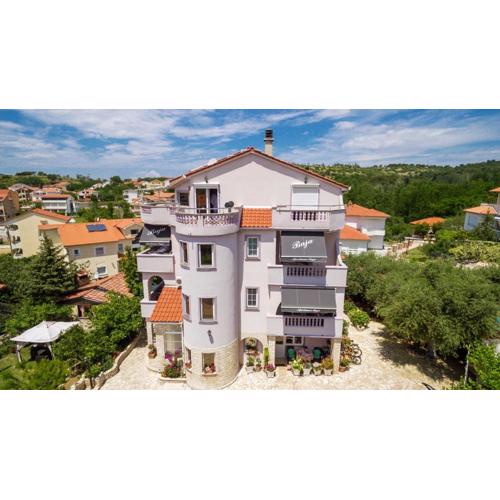 Apartmani Baja