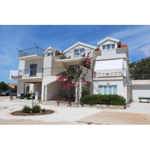 APARTMANI BELVEDERE BILO