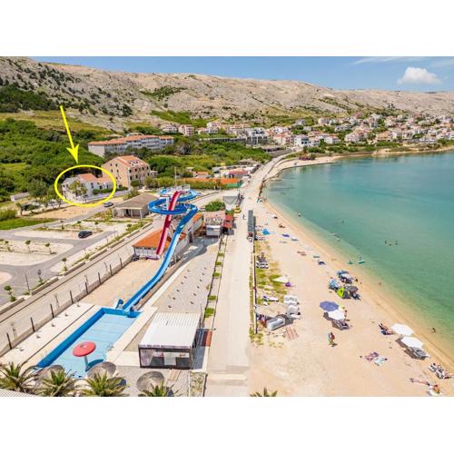 Apartmani Curic beachfront
