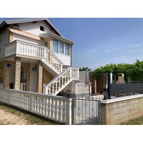 Apartmani Dorijan