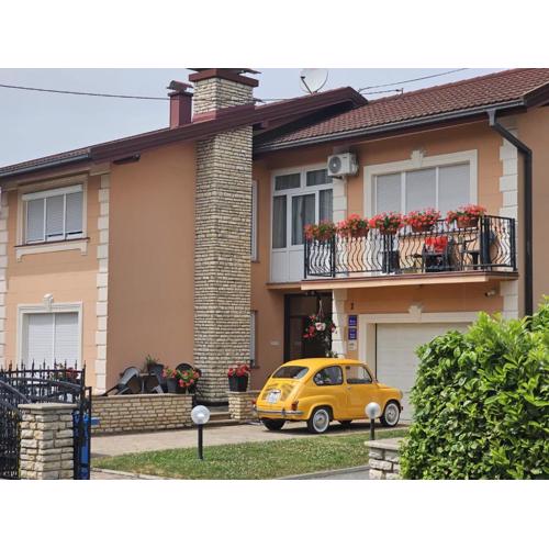 Apartmani i Sobe Kočiš