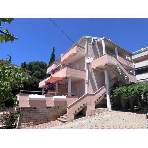 Apartmani Katica 2