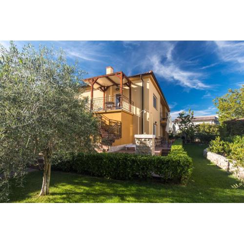 Apartmani LAURA Krk
