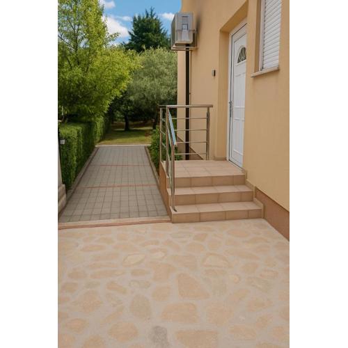 Apartmani Lea