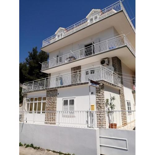 Apartmani Lucija