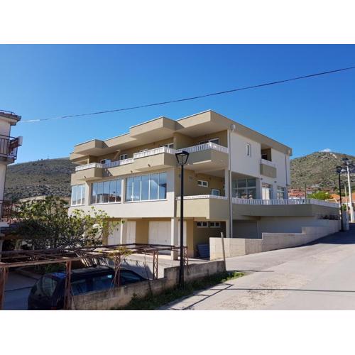 Apartmani MARELLA