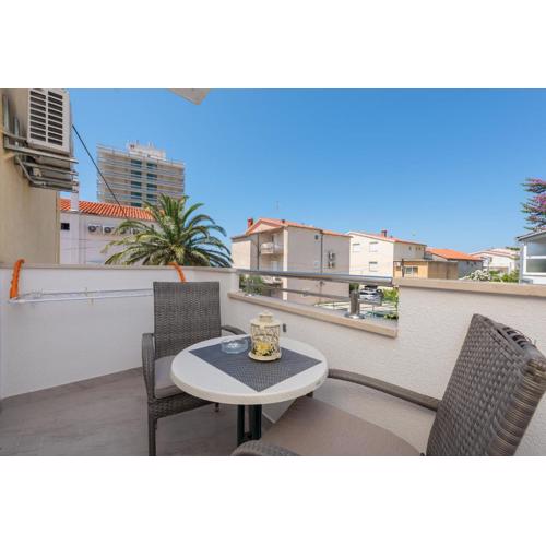 Apartmani Mona