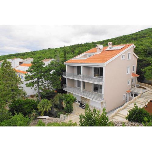 Apartmani Selce 30660 - Tomislav
