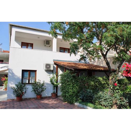 Apartmani Tina Pakoštane