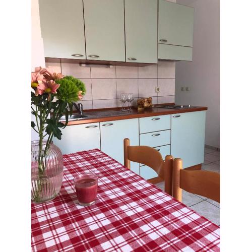 Apartmani Tomelić