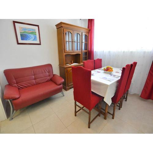 Apartmani Vela Makarska - Two Bedroom Apartment With Balcony