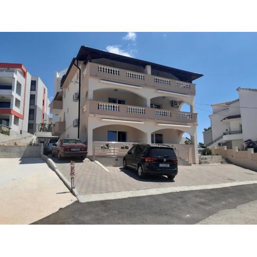 Apartmani Vera