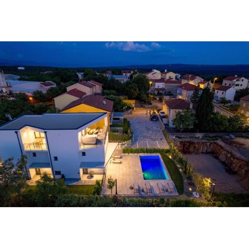 Apartmani Vila Mara M 2 i M 3 heated pool