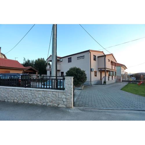 Apartmani Zara & Duje