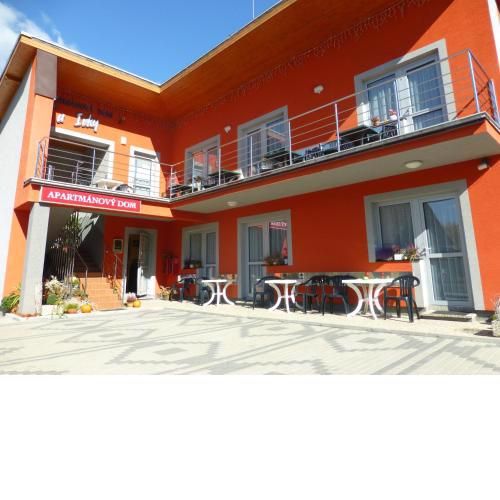 APARTMÁNOVÝ DOM U IVKY Bešeňová štúdiá