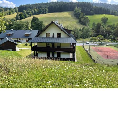 Apartmány NETA Velké Karlovice, Polanský Dvůr