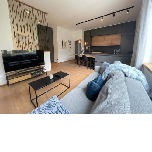 Apartment 1919