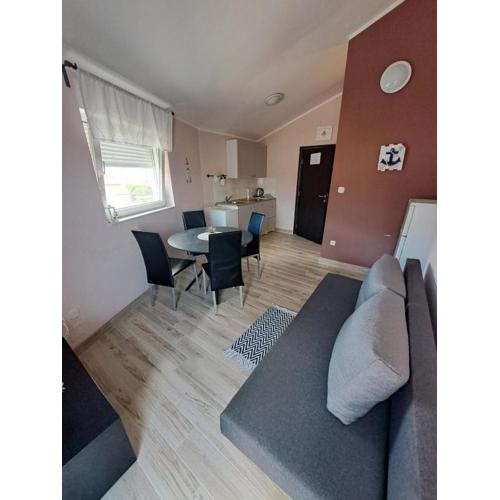 Apartment 4D