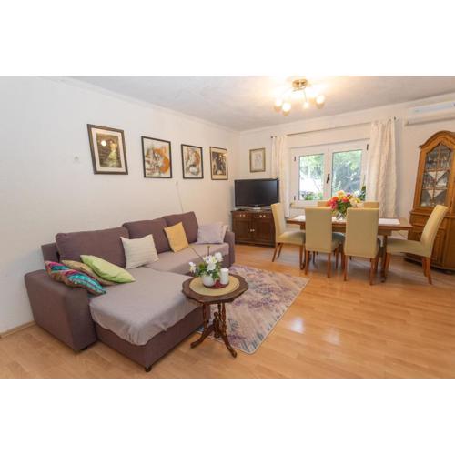 Apartment A&A Makarska