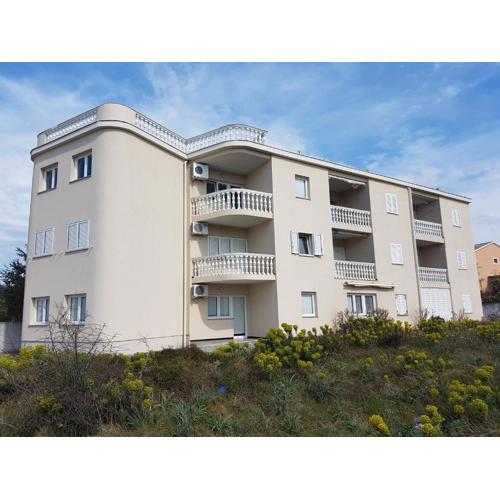 Apartment Adria Novalja for 8