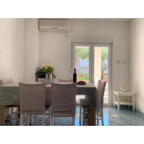 Apartment Aleric Makarska