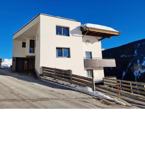 Apartment Alpenliebe-1 by Interhome