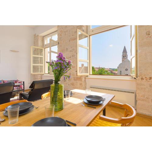 Apartment Am Kastel Svetvinčenat by IstriaLux