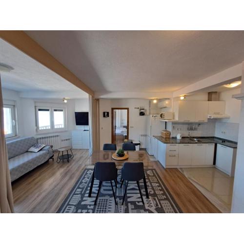 Apartment Amore - 2 bedroom, 2 bathroom, sea view terrace, 250m from beach