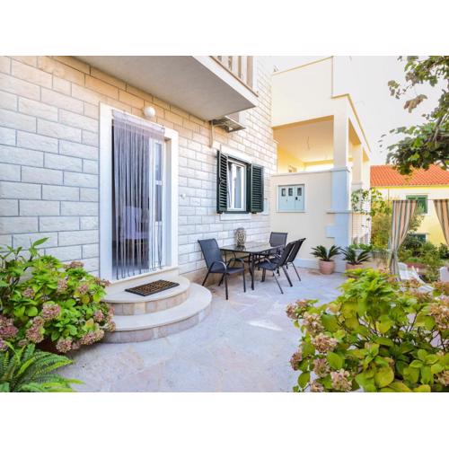 Apartment Ana-1 by Interhome