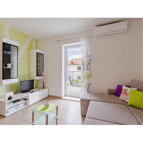 Apartment Anamaris ST - One Bedroom Apartment with Terrace and Sea View