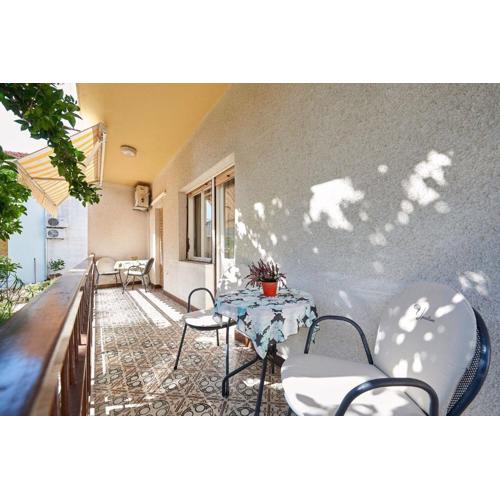 Apartment and Rooms Ivo