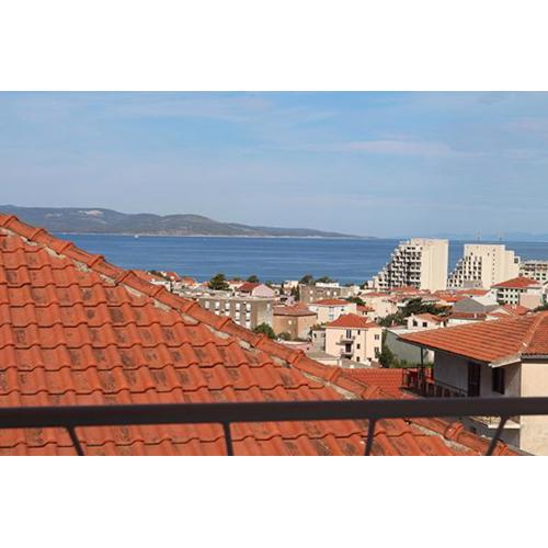 Apartment and rooms Mila