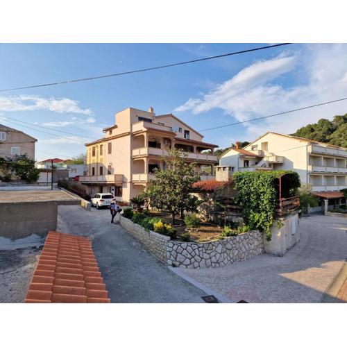 Apartment and Rooms Zora