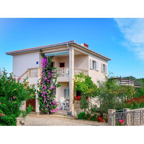 Apartment Andjelka by Interhome