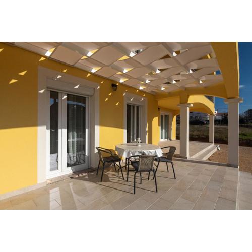 Apartment ANIKA* brand new and close to beach