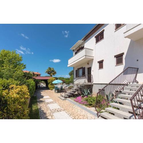 Apartment Annamaria 1792