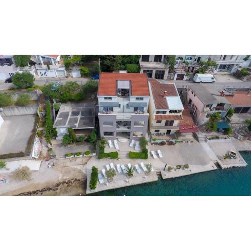 Apartment Antun - Adriatic coast retreat