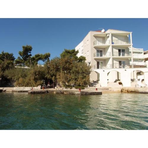 Apartment At the sea