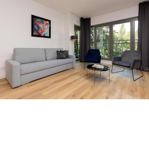 Apartment Avenue Solidarnosci on Wola by Noclegi Renters