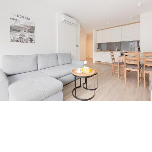Apartment Awanport Gdynia Żeromskiego by Noclegi Renters