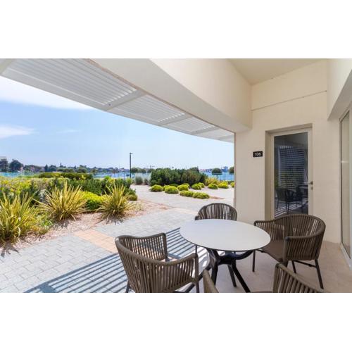 Apartment Azur with Sea View