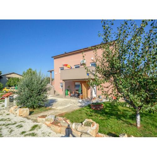 Apartment B&B-6 by Interhome
