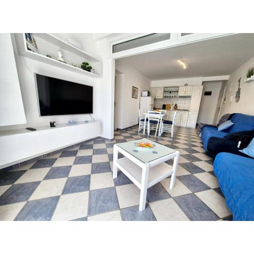 Apartment Blue Maris