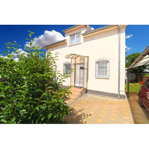 Apartment Bozana 1840