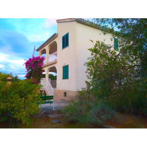 Apartment Bura
