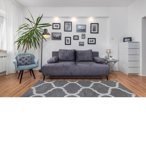 Apartment Chmielna 2 by Your Freedom