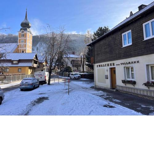 Apartment Dachsteingasse by Interhome