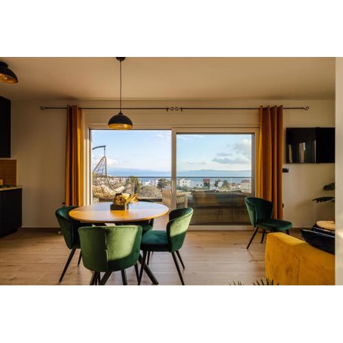 Apartment Dado